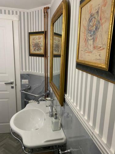 Hostal Regal House Anzio 3