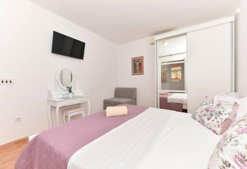 Apartamento Vera I ?iro Novak