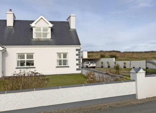 Matthews Traditional Holiday Cottage