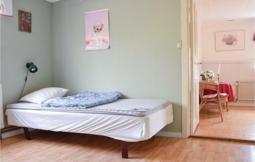 Nice Home In Ankarsrum W/ 2 Bedrooms