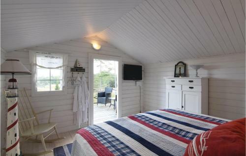 Three-bedroom Holiday Home In Animskog