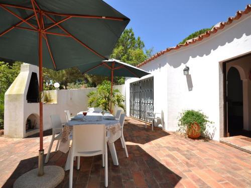Comfortable And Spacious, 4 Bedroom Traditional Villa