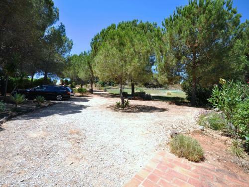 Comfortable And Spacious, 4 Bedroom Traditional Villa