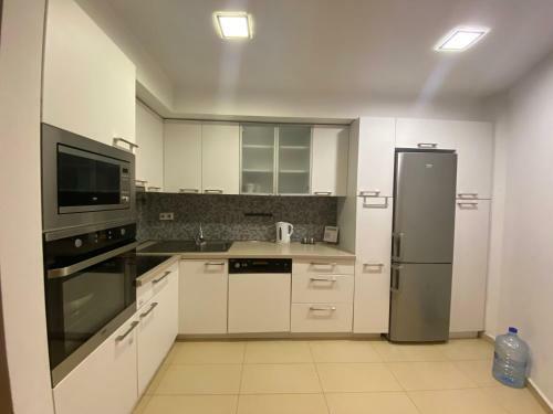 Lovely 1 Bedroom Apartment With Free Parking