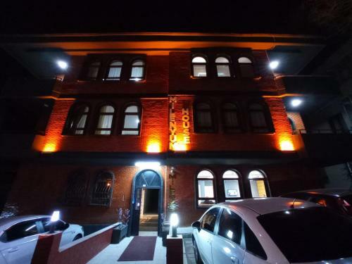 Apartamento M?lenyum House Su?t