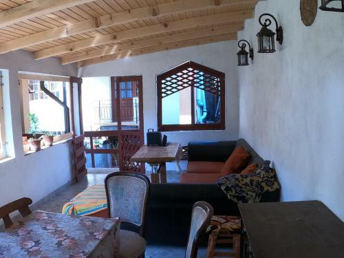 Hostal Pensiunea Casa Eliza Maria
