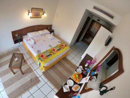 Trs Fantazia Neama Bay Hotel