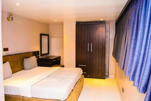 Ambiance Hotel & Suites