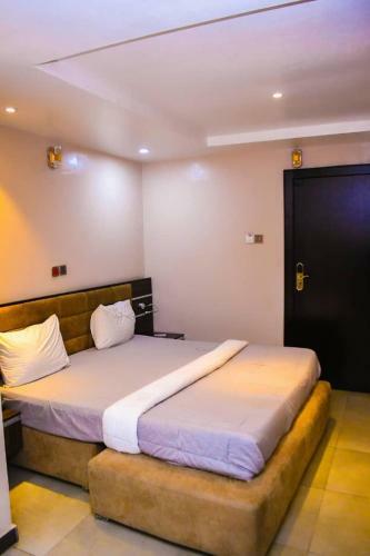 Ambiance Hotel & Suites