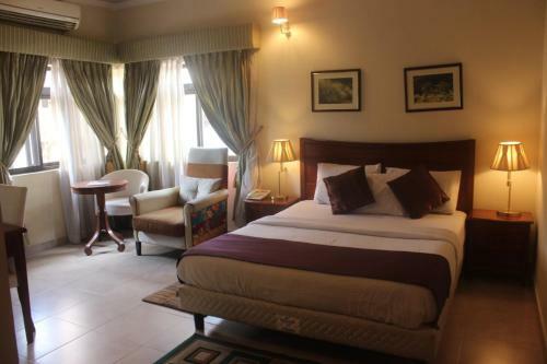 Carlson Hotel
