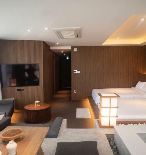 Hotel Uh Suite The Myeongdong