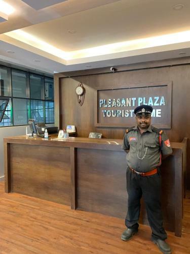 Pleasant Plaza Tourist Home