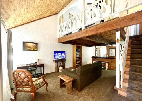 Sierra Mountain Lodge - Yosemite