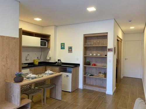 Apartamento Encantador Flat No Centrinho Do Capivari