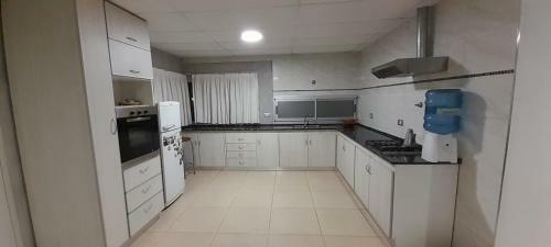 Casa Familiar Las Virgenes