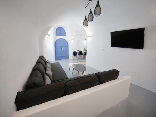 Villa Oinos Luxury Suites