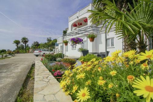 Hostal Villa Paradiso In Plomin - Istrien