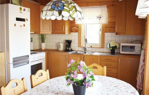 Stunning Home In Gusum W/ 2 Bedrooms