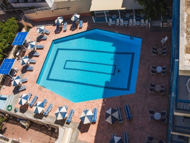 Oscar Hotel & Apartments