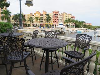 Hotel Bayfront Inn On Fifth