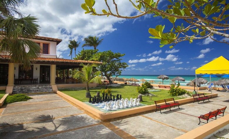 Hotel Starfish Cuatro Palmas