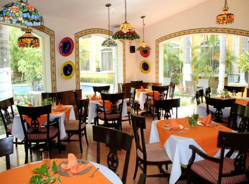 Hotel Hacienda Real
