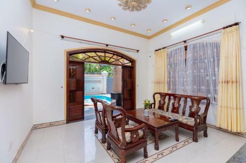 Villa H? B?i Phan Chu Trinh B�i Sau