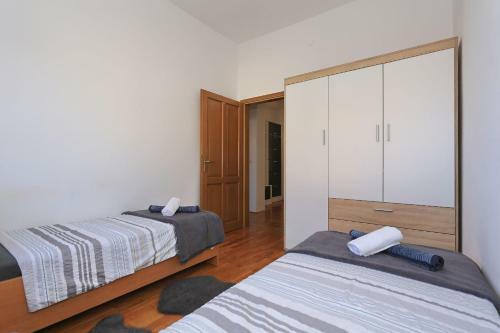 New! Apartment Gabriella 4+2, Privlaka