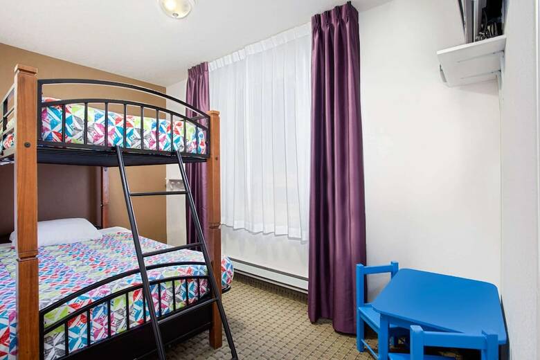 Hotel Ramada Inn & Suites Red Deer