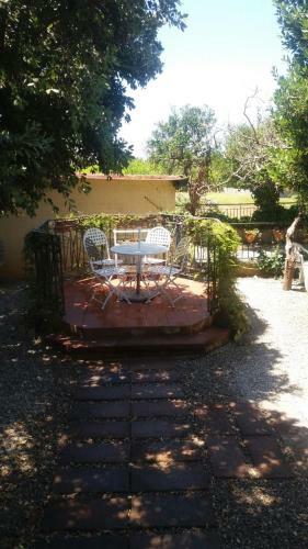 Villa Giulia, Villa Indipendente Con Giardino