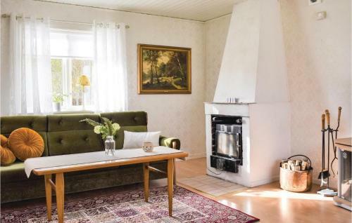 Nice Home In Listerby W/ Internet And 2 Bedrooms