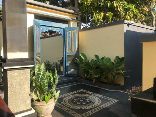 Kubu Karang Homestay