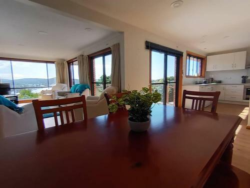Baywatch St Helens 3 Bed 2 Bathrooms With Views