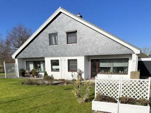 Strandnest B�sum Ferienhaus