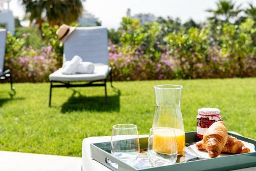 Beautiful Apartment In Alcazaba Lagoon