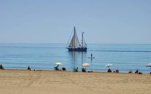 Beautiful Apartment In Alcazaba Lagoon