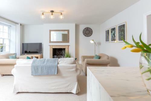 32 Evesham Road - By Luxury Apartment
