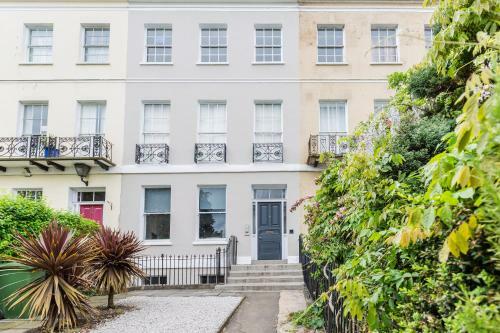 32 Evesham Road - By Luxury Apartment