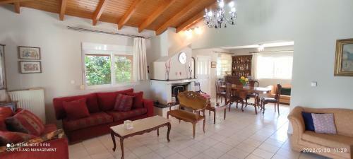 Liland Summer Cottage Lefkandi