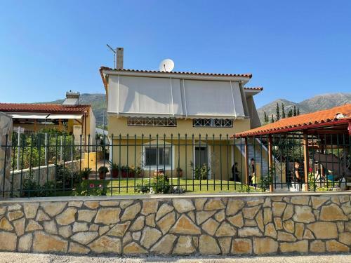 Apartamento Dionysis Mehmeti