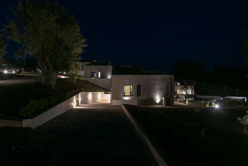 #luxlikehome Theeta Villas Elia