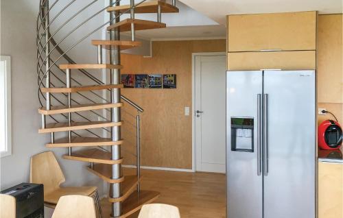 Five-bedroom Holiday Home In Lindesnes