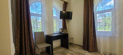 Cozy Apartments In Hotel Near Sofiyvka Park