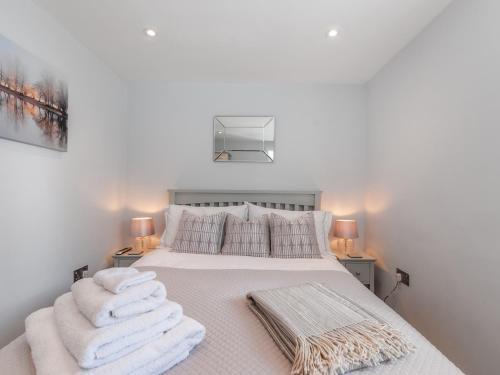 The Apartment At Solley Farm House