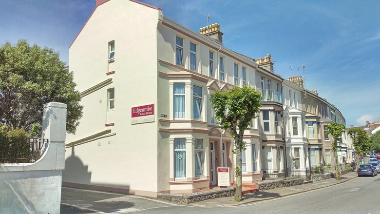 Bed & Breakfast Edgcumbe Guest House