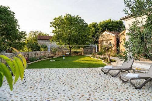 Holiday Home - Villa Thorak