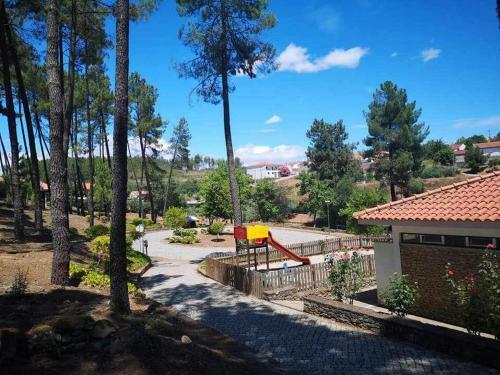 Parque De Campismo Da Barragem Do Vilar