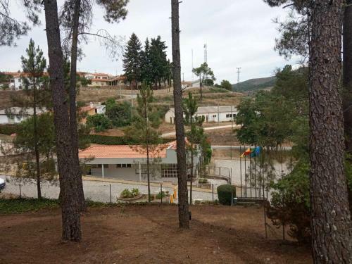 Parque De Campismo Da Barragem Do Vilar
