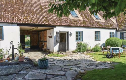 Amazing Home In Simrishamn W/ Wifi And 2 Bedrooms
