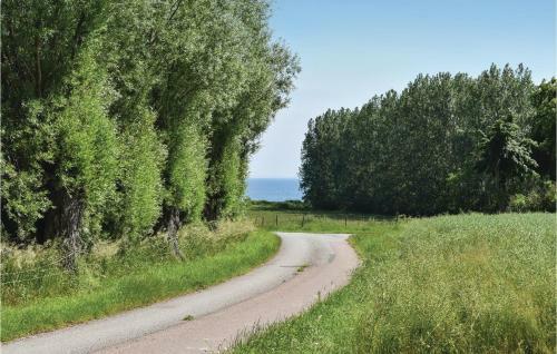 Amazing Home In Simrishamn W/ Wifi And 2 Bedrooms